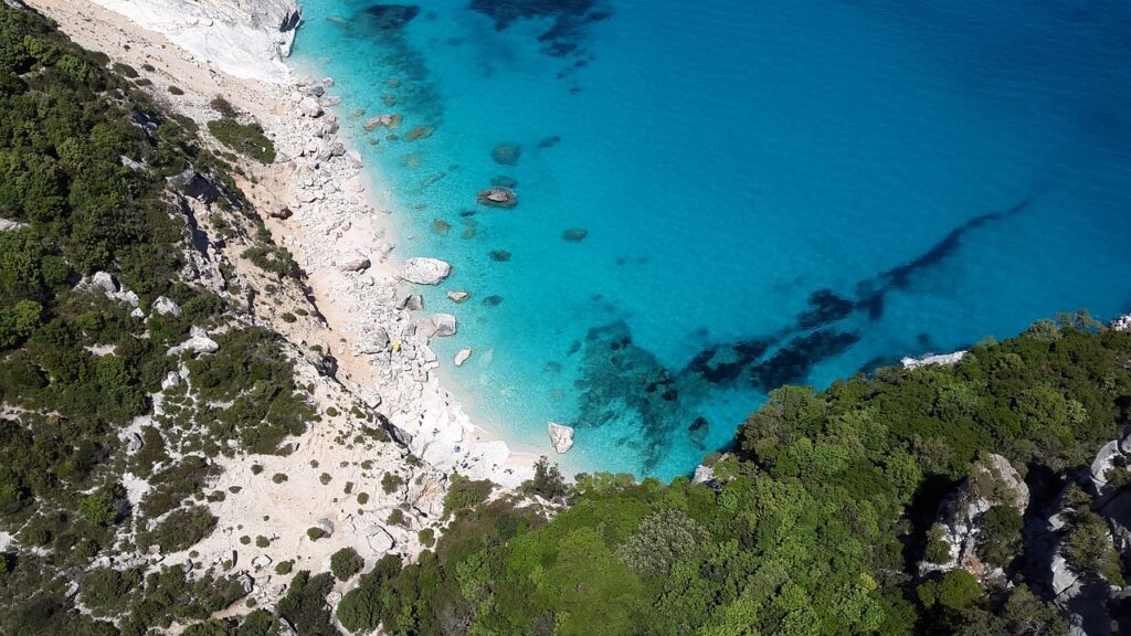 The Emerald Coast: Exploring the Glamorous Sardinian Riviera
