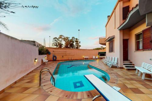 Villa con piscina e giardino a due passi dal mare. - Villas Sardinia 1737724971 155 Villa con piscina e giardino a due passi dal mare - Villa Rental Sardinia